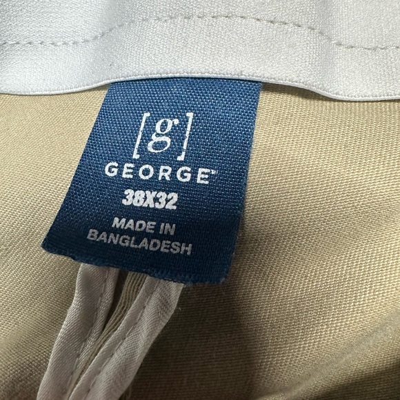 George dress pants 38x32 - Picture 3 of 3